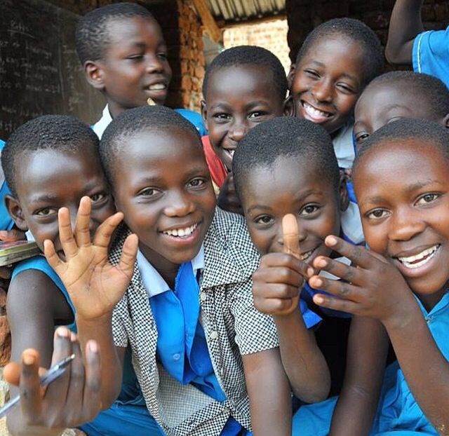 Notre mission — soutien aux orphelinats OTO Tombé